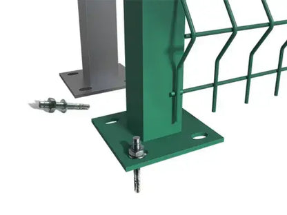 ОГРАДНИ КОЛОВЕ С ПЛАНКА