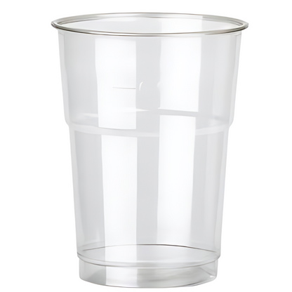 Пластмасова чаша